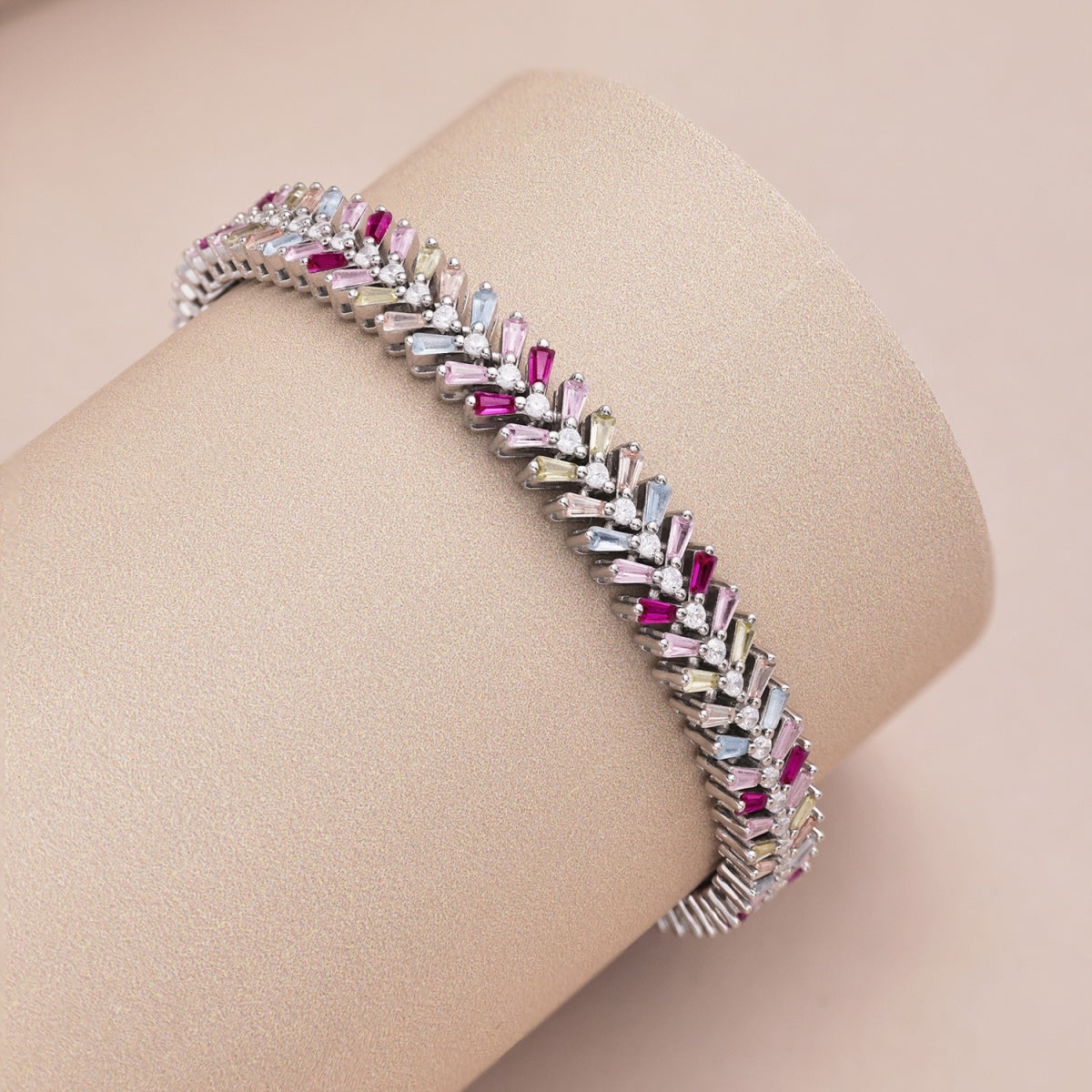 [Sparkling Aurora]Dainty Radiant Emerald Cut Daily Bracelet