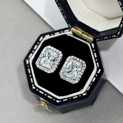 [Sparkling Aurora]1.0 Carat Luxurious Dainty Emerald Cut Daily Earrings