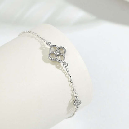 [Sparkling Aurora]Delicate Four Leaf Clover Bracelet