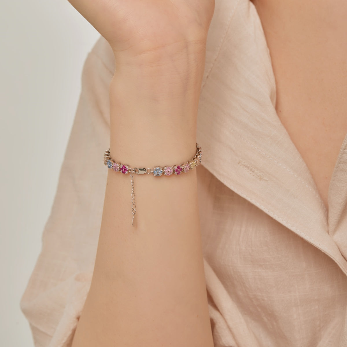 [Sparkling Aurora]Delicate Colorful Emerald Cut Daily Bracelet